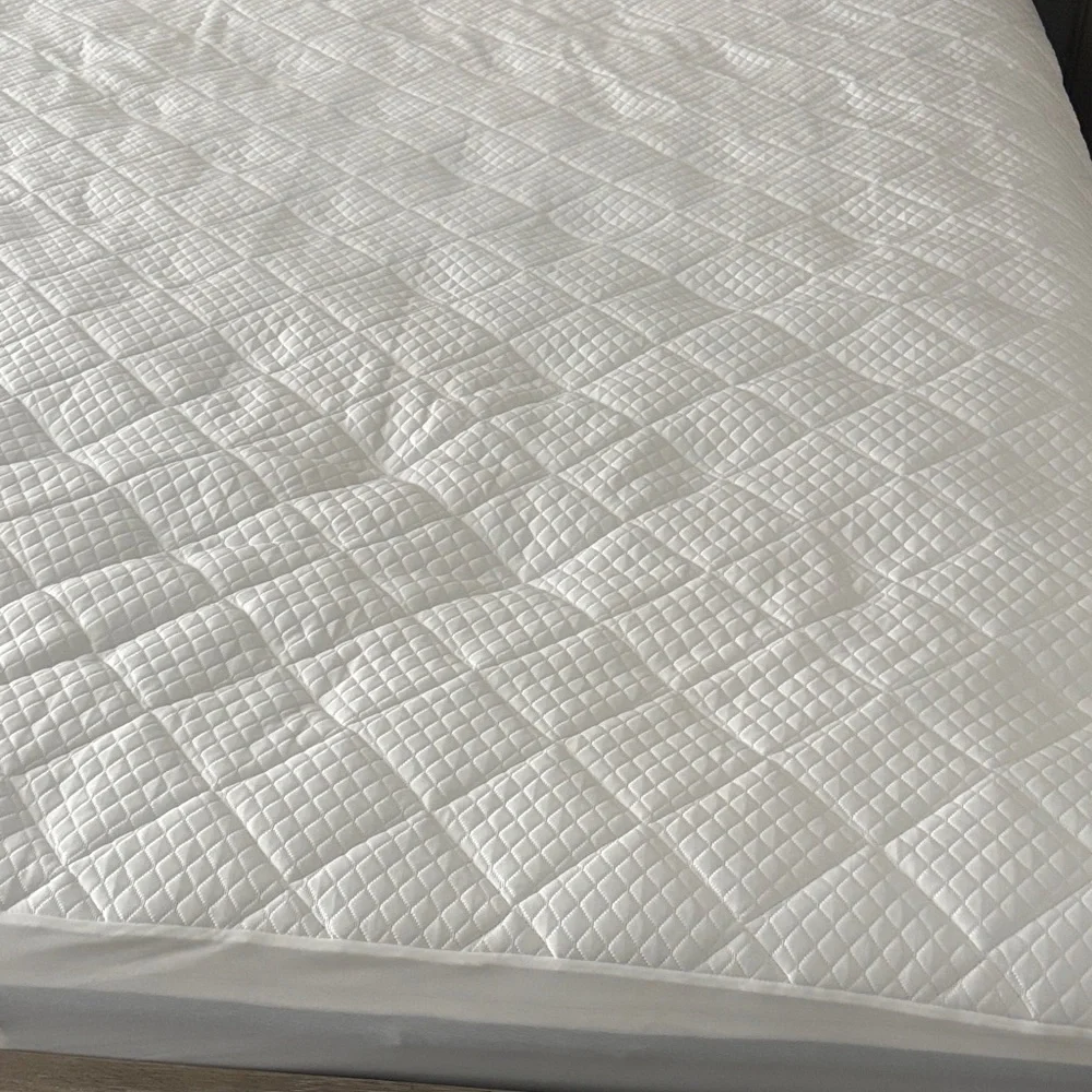 Elegant White Quilted Mattress Protector